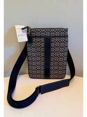 NWT Vintage Coach Mini Signature Slim Swingpack Crossbody Bag Y2K Deadstock '06